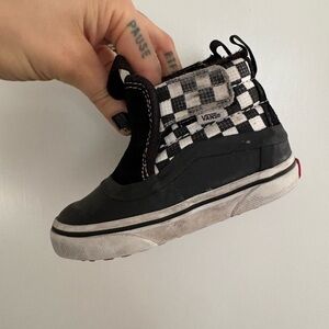 VANS Toddler Snow Boots, size 5.5